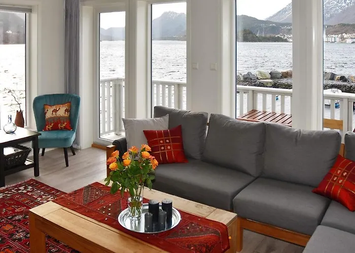 Ferienhaus 10 Person In Brattvåg